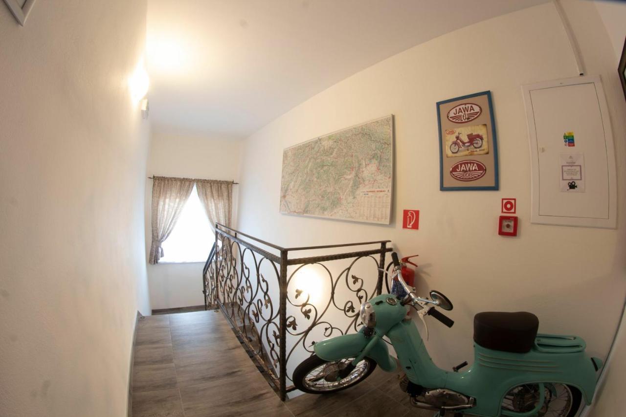 Valla Penzion & Restauracia مالاتسكي المظهر الخارجي الصورة
